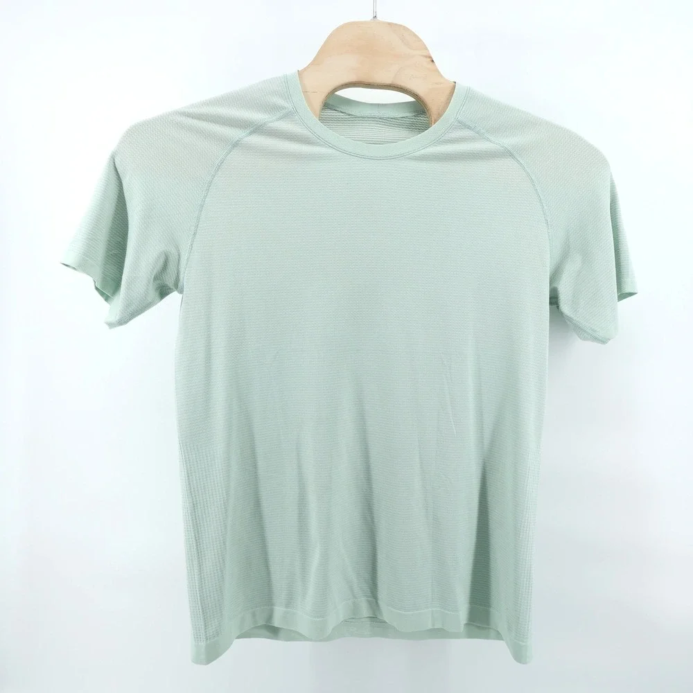 Lululemon Shirt Mens Large Green Short Sleeve Metal Vent Tech Workout Gym Logo - Picture 2 of 7